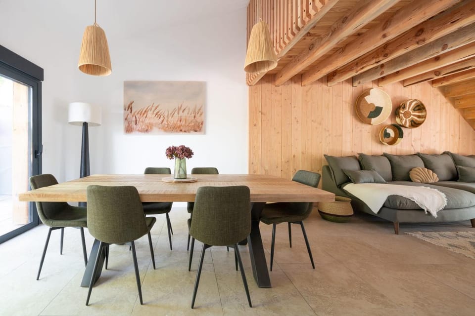 Villa with Spa and Private Canal Access House in La Teste-de-Buch