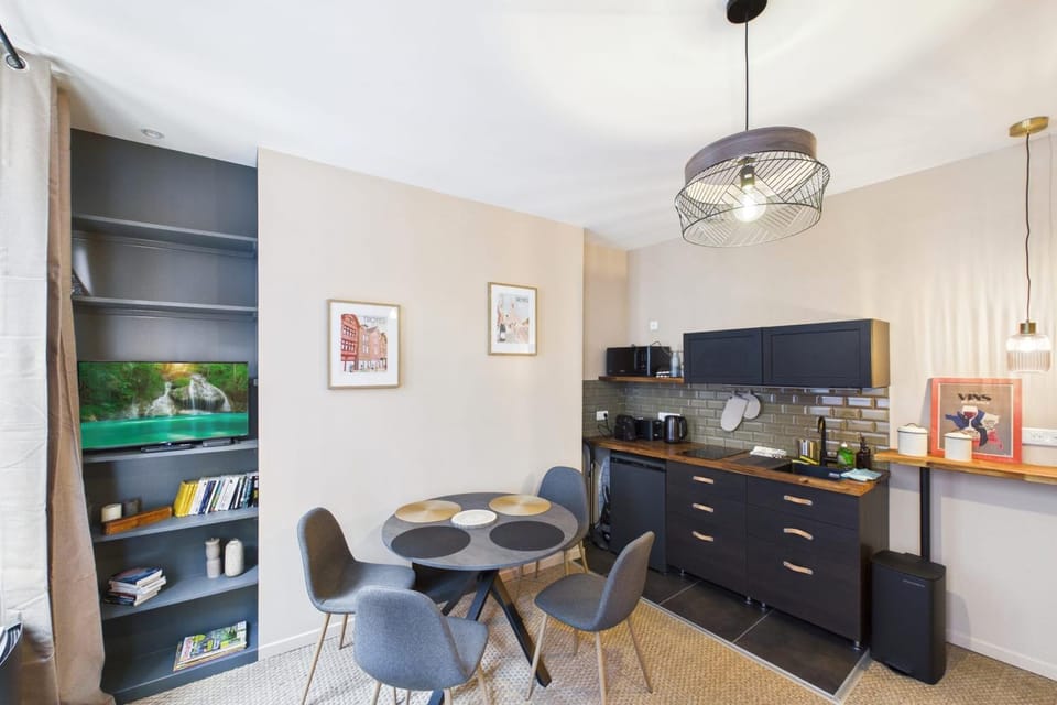 Le Socrate Apartment in Troyes