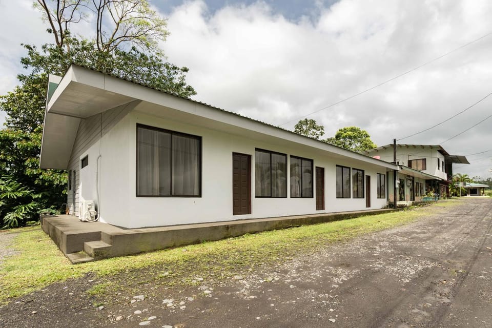 Catalinas Cozy Room Apartment in La Fortuna