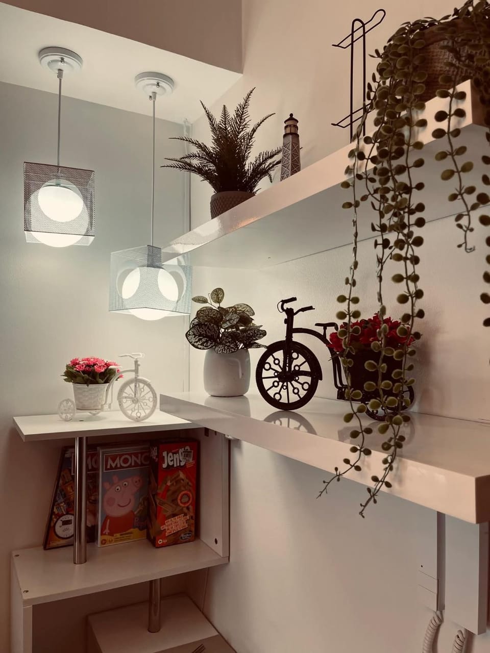 Transient PurpleV Staycation Apartment in Paranaque