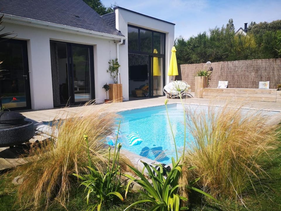 Garden, Swimming pool