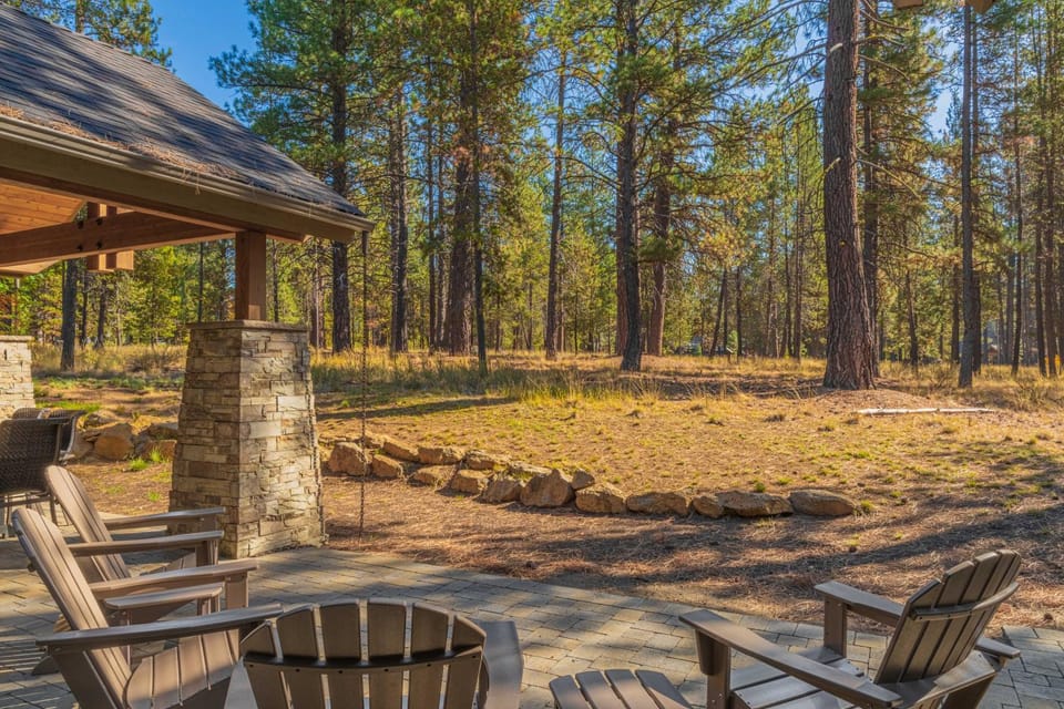 56360 Trailmere Circle House in Oregon