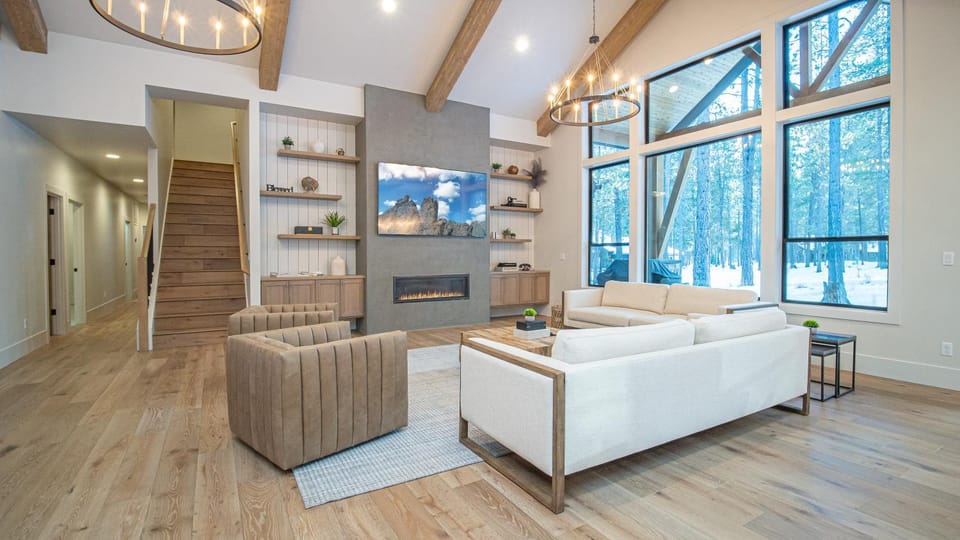 56371 Fireglass Loop House in Oregon