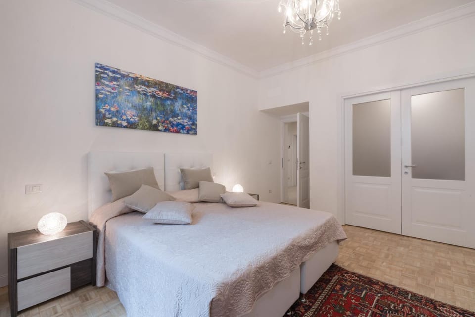 Bargello Apartment With Two Bedroom Apartment in Florence