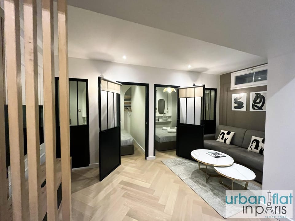 UrbanFlat 178 - Suite de 2 chambres Paris centre Apartment in Paris