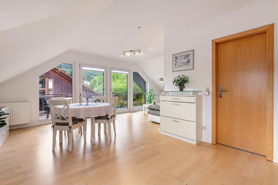 Property building, Kitchen or kitchenette, Living room