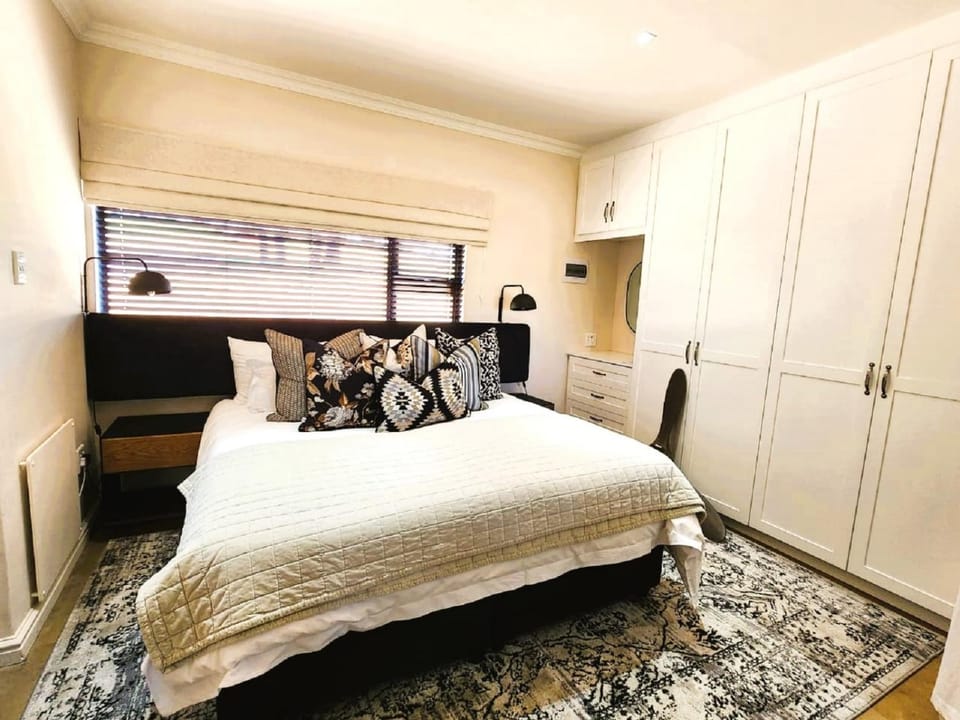 Bed, Bedroom, wardrobe