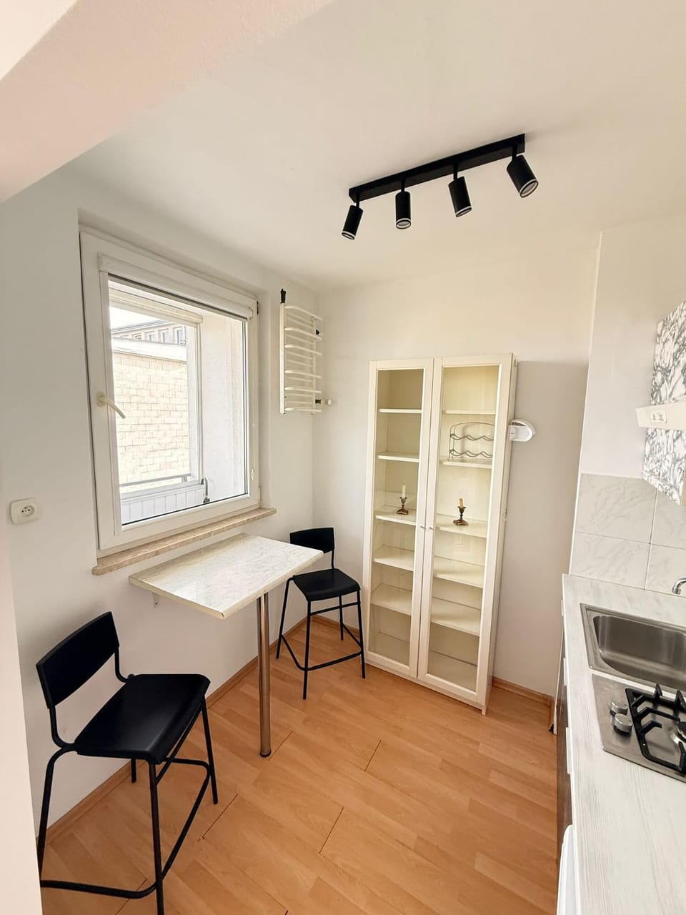 Warsaw Stopover Studio Apartment in Warsaw