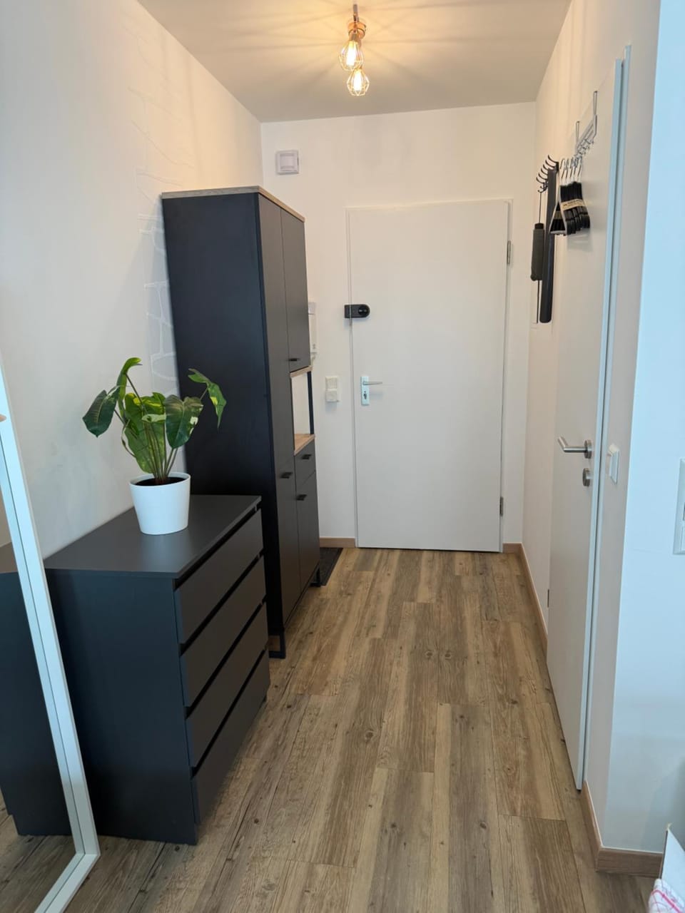 Facade/entrance, Bath, wardrobe