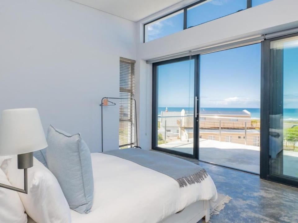 St Mungo Close 5 House in Western Cape