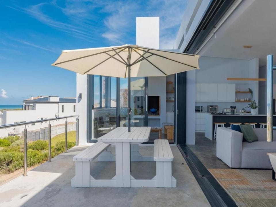 St Mungo Close 5 House in Western Cape