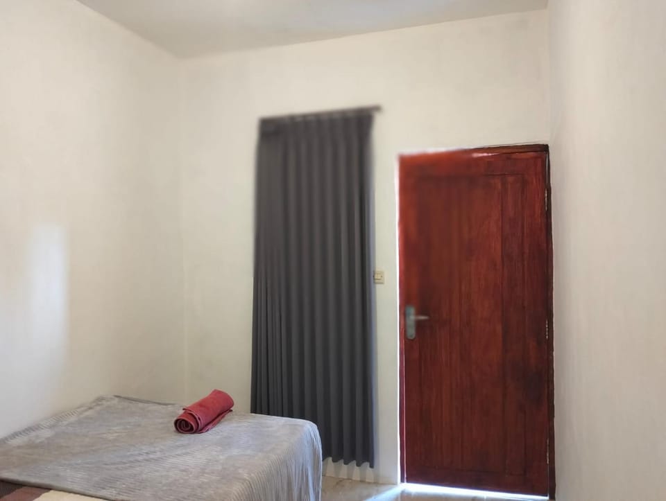 Lestari homestay Vacation rental in Pujut