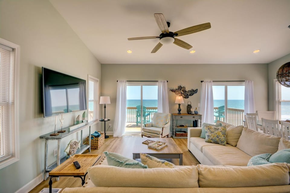 Stunning 5-bedroom duplex Beach Bunns in Surf City, perfect for beach lovers! House in Surf City
