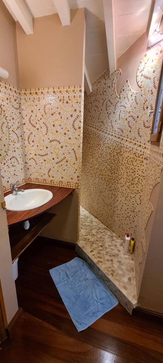 Chalet confort idéal famille ou ami & déplacement pro Apartment in Pays de la Loire