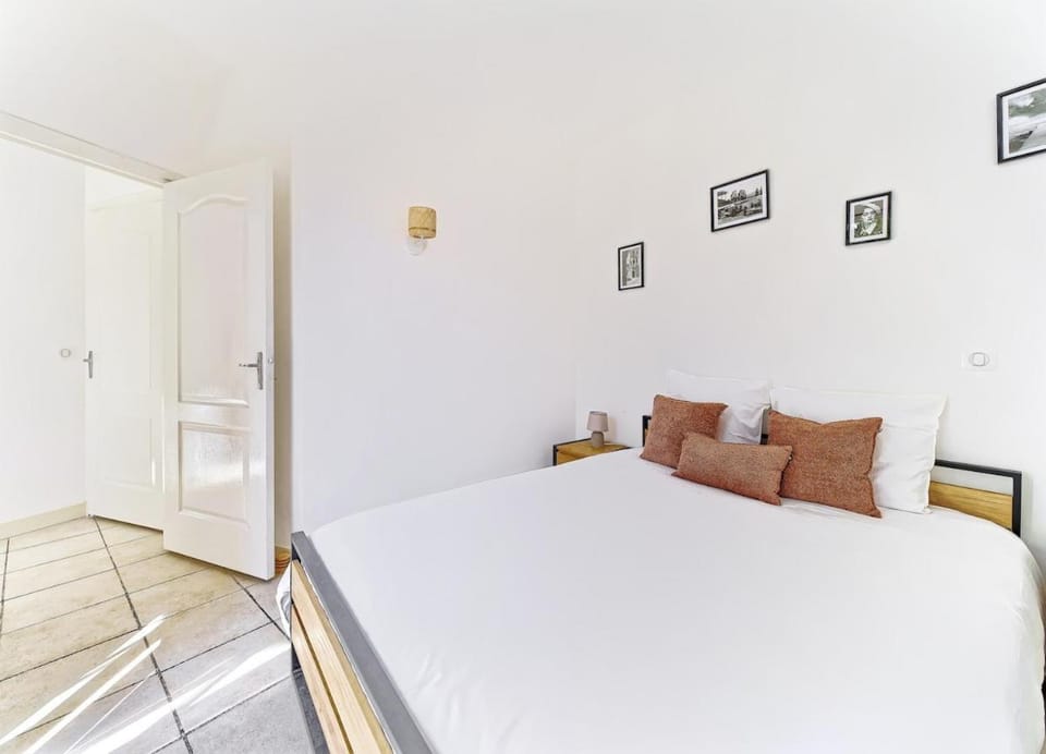Au coeur de Juan-les-Pins, Magnifique Appartement, Clim, 30m de la Plage Apartment in Antibes
