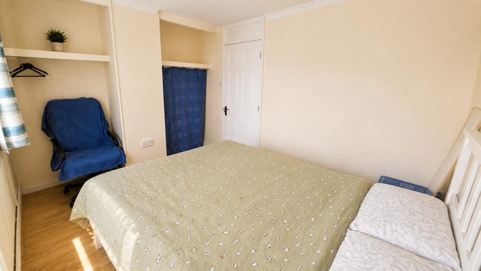 ValueStays Chalvey Free Parking Bed and Breakfast in Slough