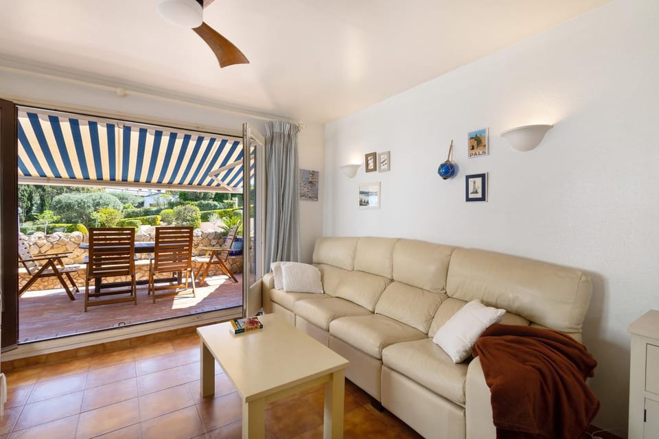 Ava Senia 3A Apartment in Baix Empordà