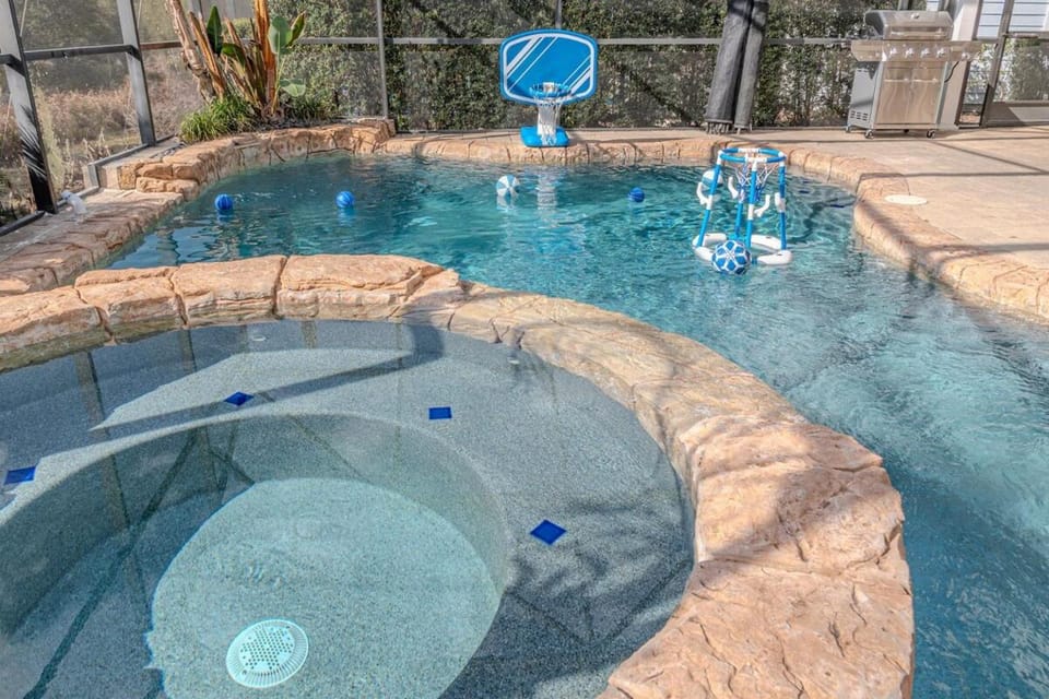 BBQ facilities, Hot Tub, Swimming pool