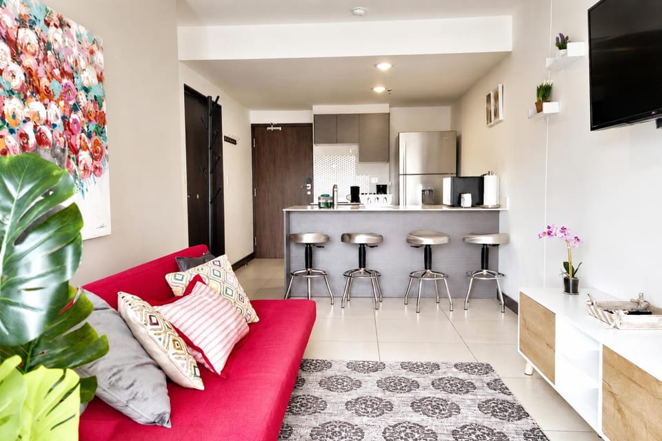 TV and multimedia, View (from property/room), Kitchen or kitchenette, Living room, Seating area