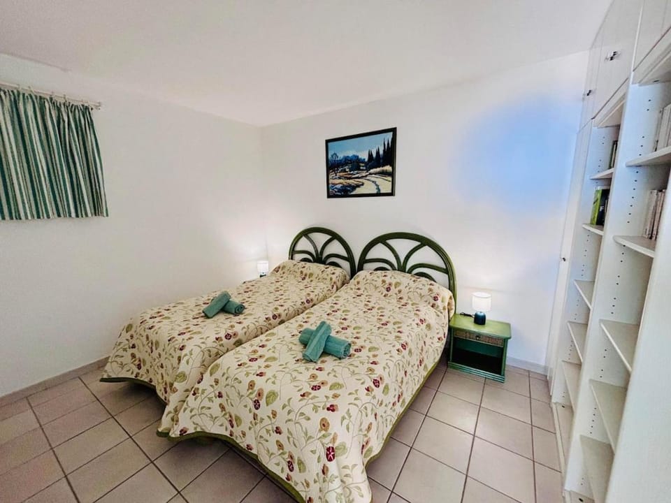 Les Katikias Bel appartement T2 4 couchages Résidence avec Piscine Apartment in French Riviera