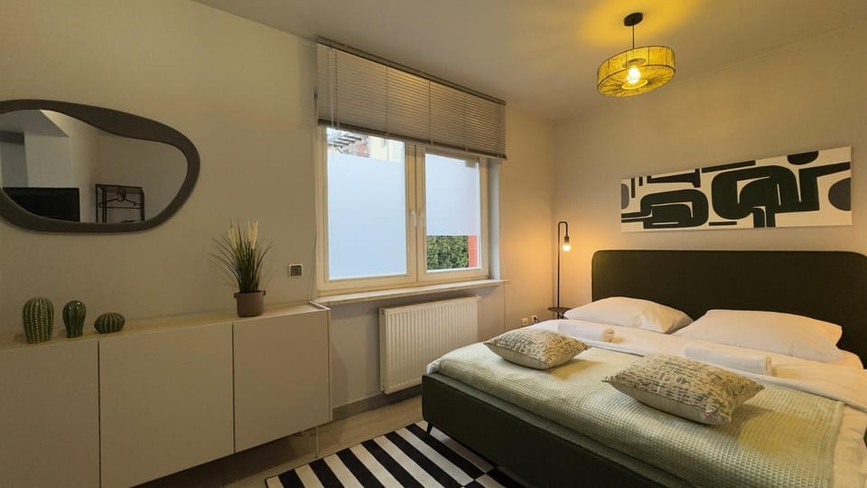 Zakrzówek Lagoon 120m2 Free Parking & AC Apartment in Krakow