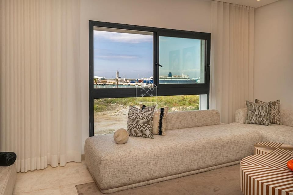 Studio élégant à la Marina, séjour haut de gamme A107 Apartment in Tangier