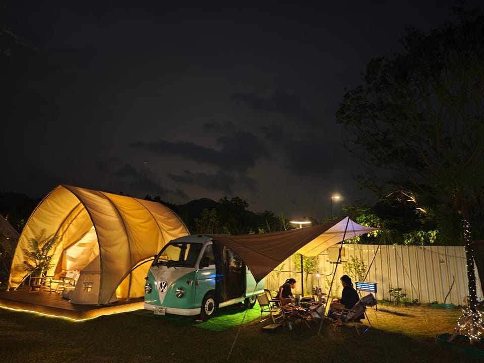 帆船冷氣帳篷 Luxury tent in Hong Kong