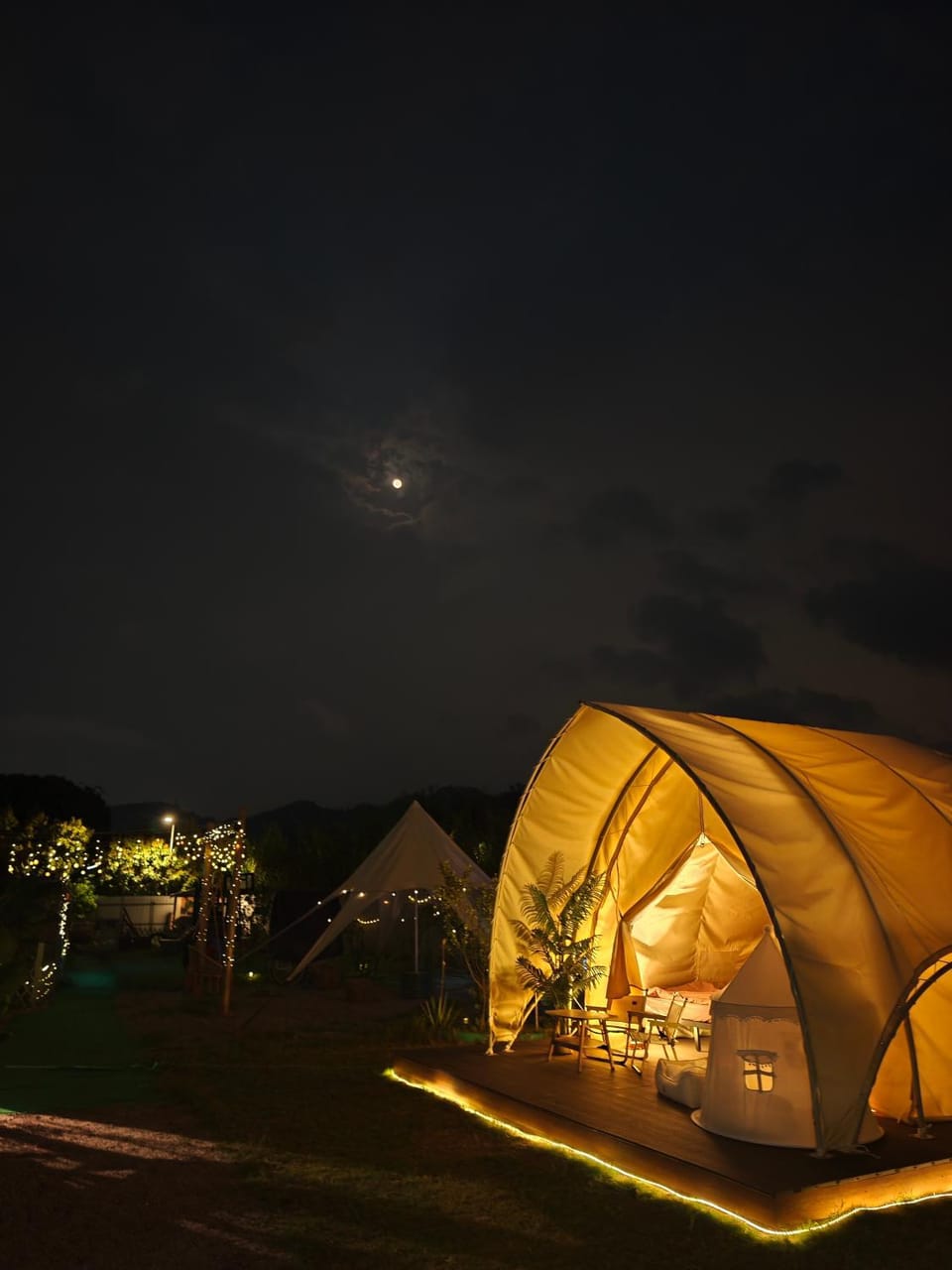 帆船冷氣帳篷 Luxury tent in Hong Kong