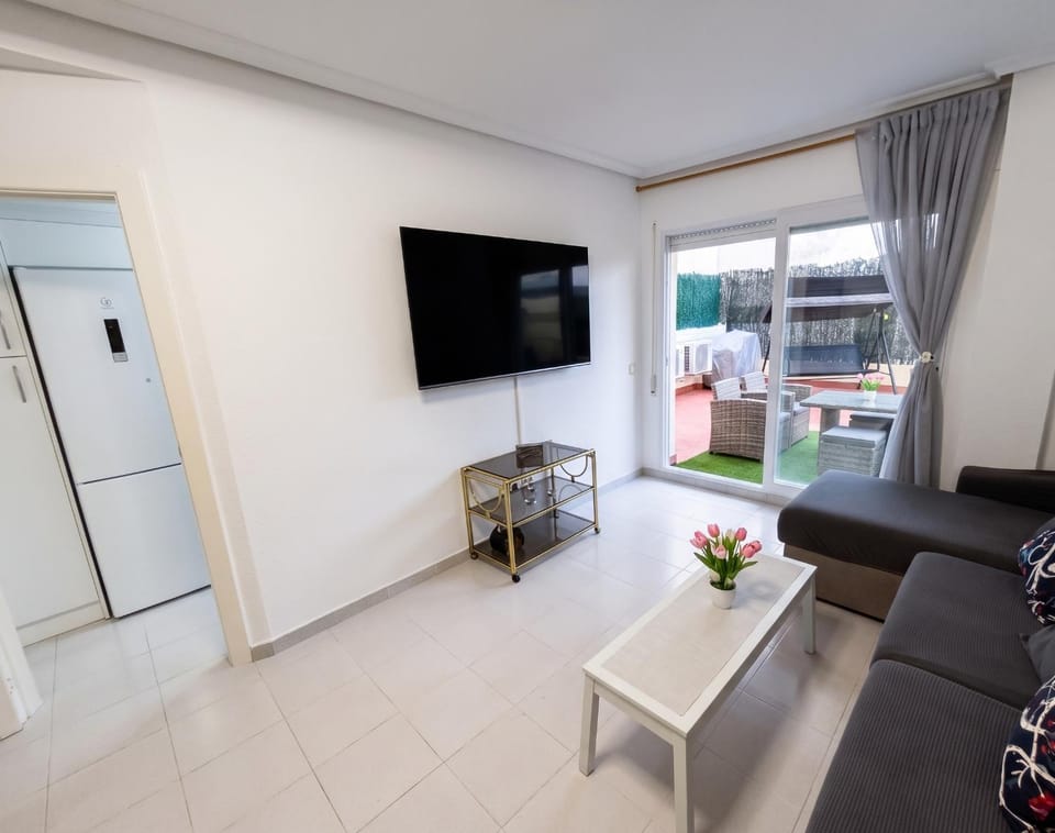TV and multimedia, Living room, Seating area