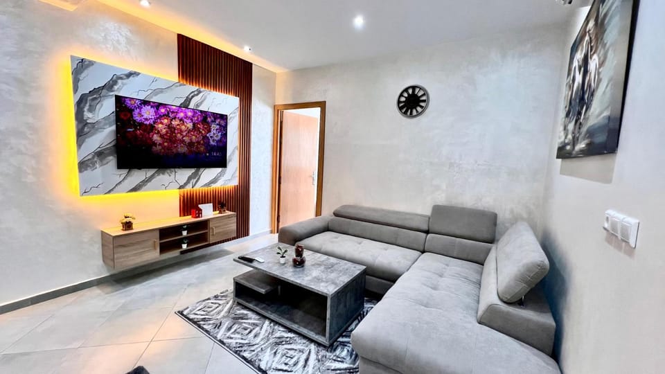 Studio Design 2 min Gare Rabat-Ville Centre Apartment in Rabat