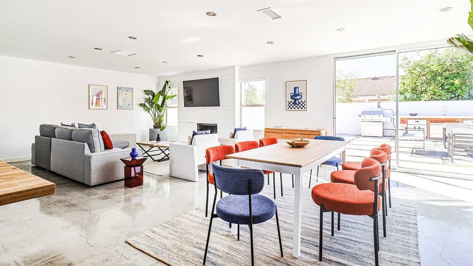 Bright 5BR Villa with Pool Spa & Mountain Views Villa in Palm Springs