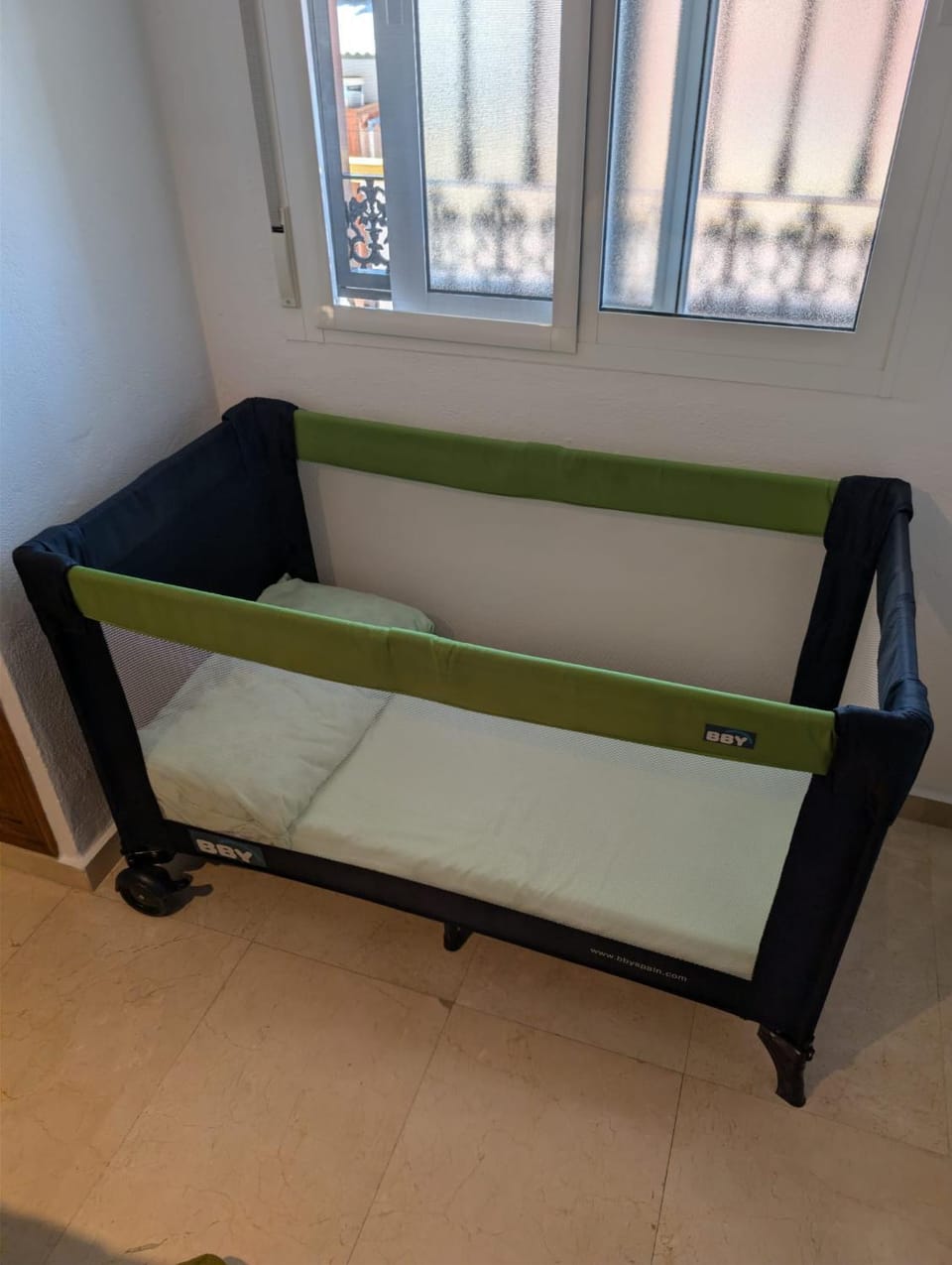 cot