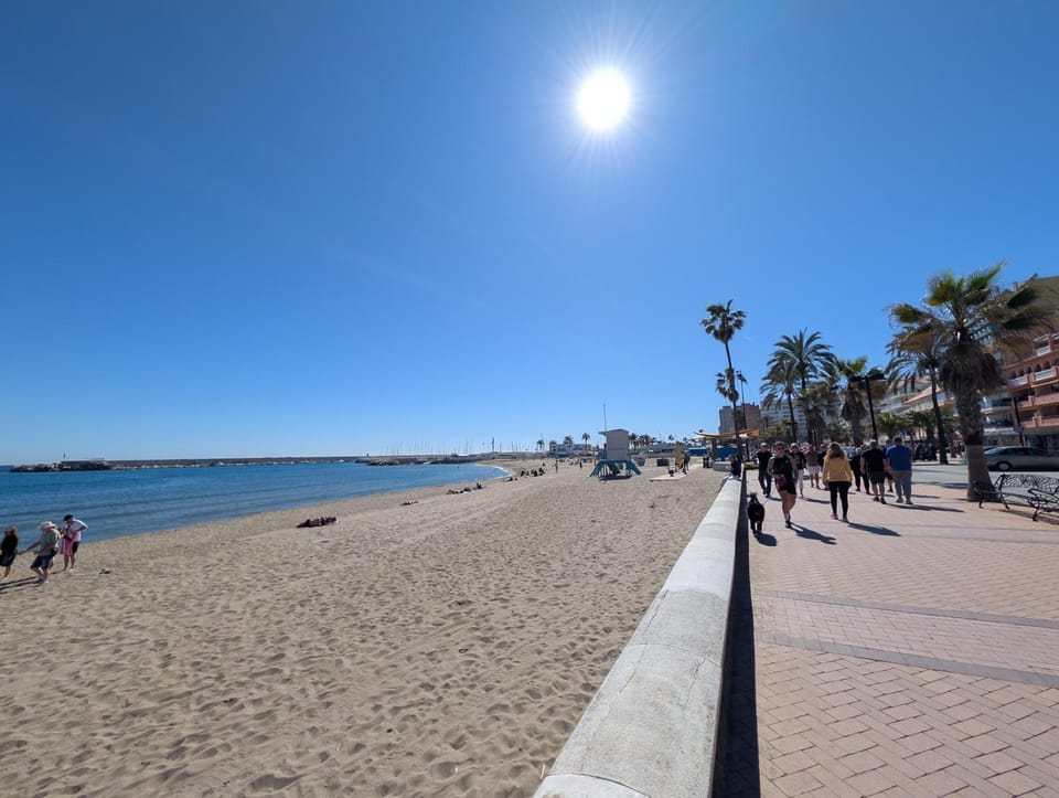 Los lirios Apartment in Costa del Sol
