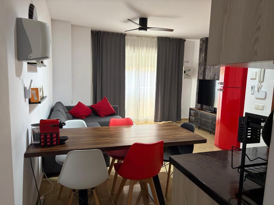 TV and multimedia, Kitchen or kitchenette, Dining area