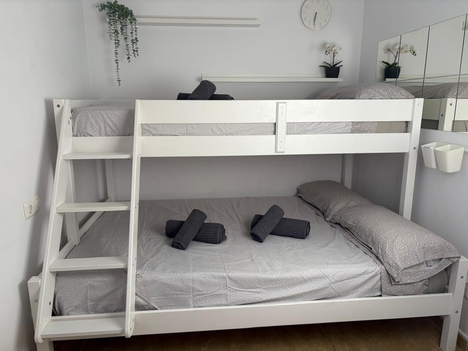 bunk bed