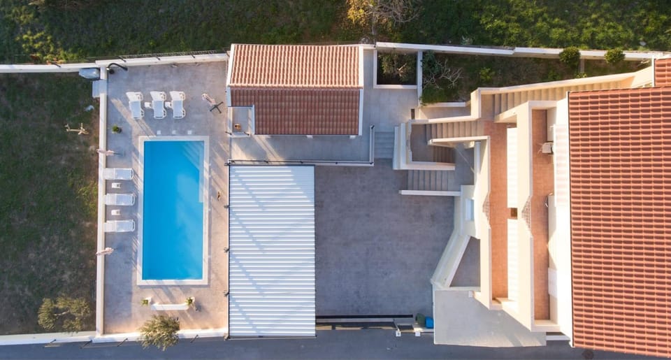 Apartments Oliva with Heated Pool Bed and Breakfast in Šibenik-Knin County, Croatia