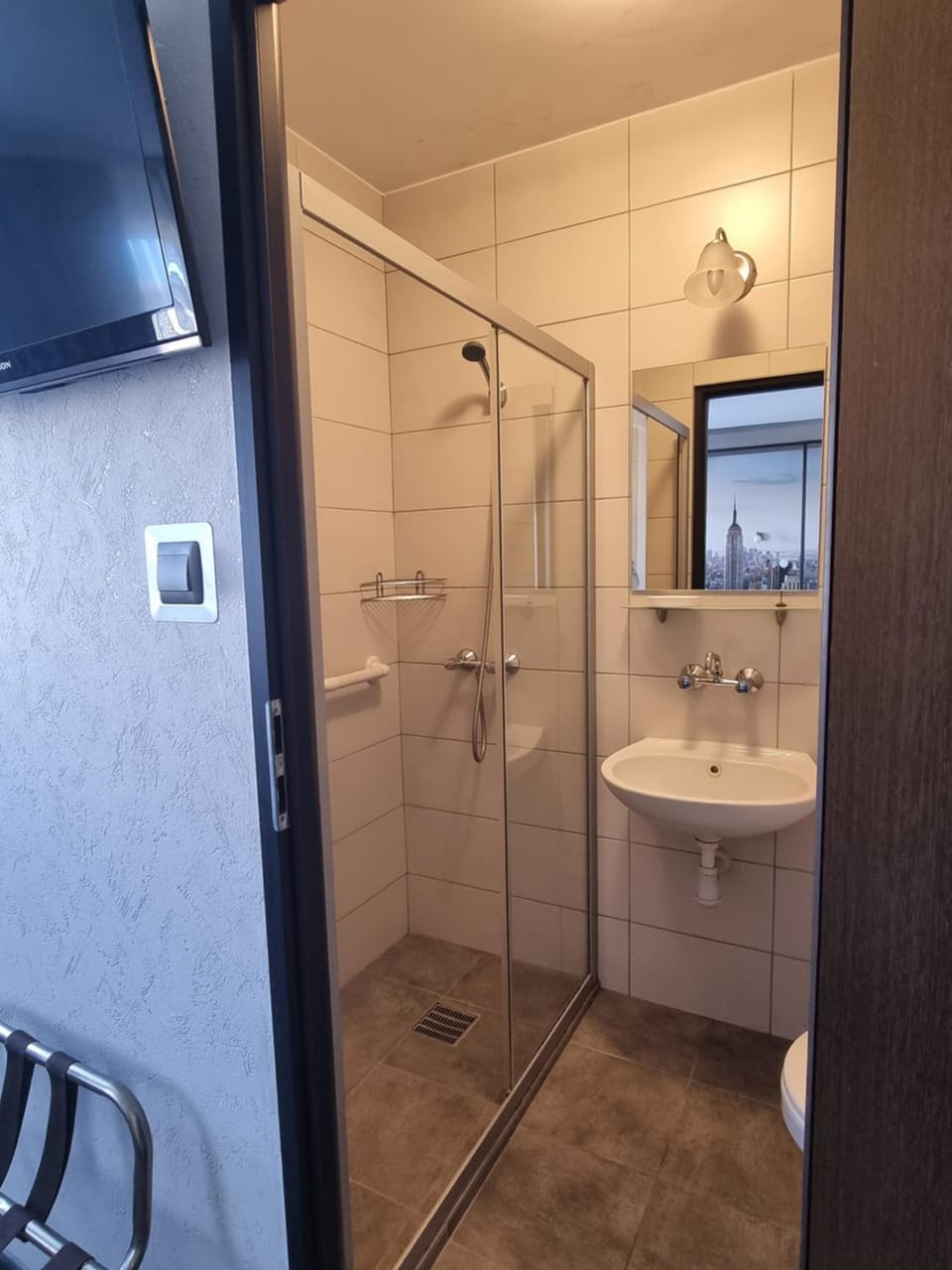 Shower, Bathroom, towels