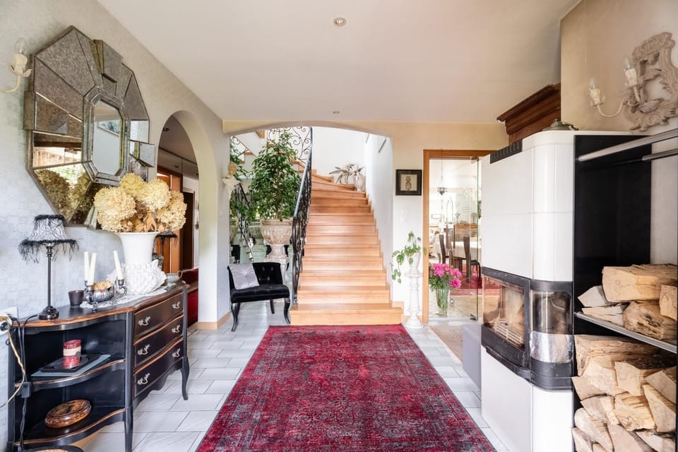 Property building, Living room