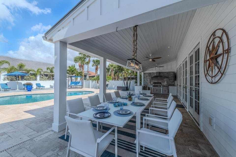 Sunset Shores House in Naples Park