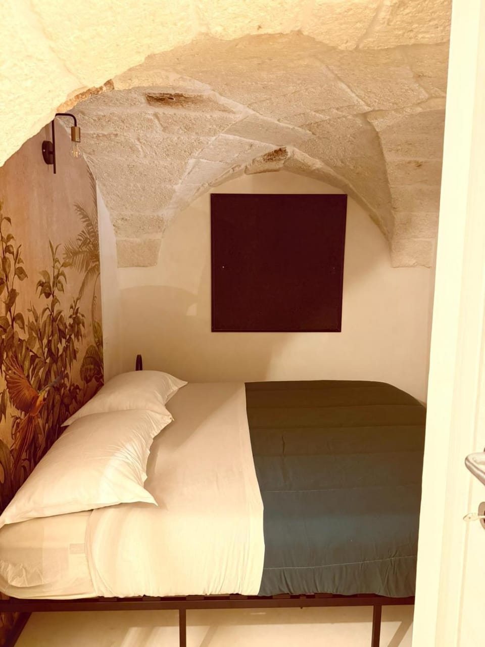 Jungle Suite Apartment in Fasano