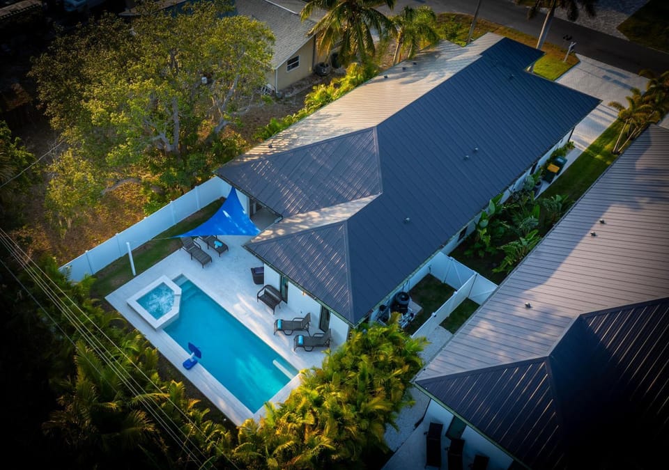 Beach Haven House in Naples Park