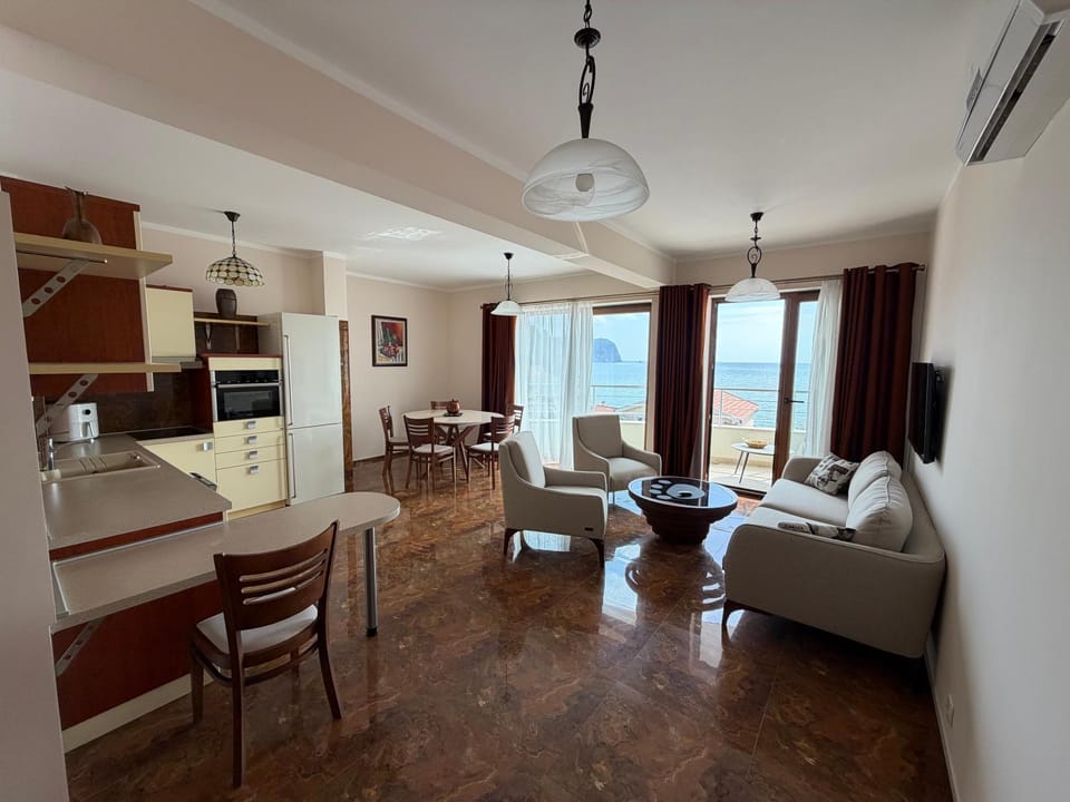 Sea Breeze Residence Petrovac Apartment in Budva Municipality