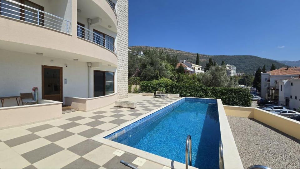 Sea Breeze Residence Petrovac Apartment in Budva Municipality