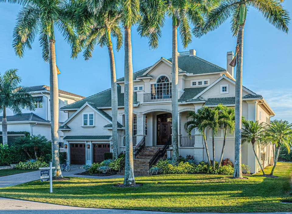 The Palms House in Vanderbilt Beach