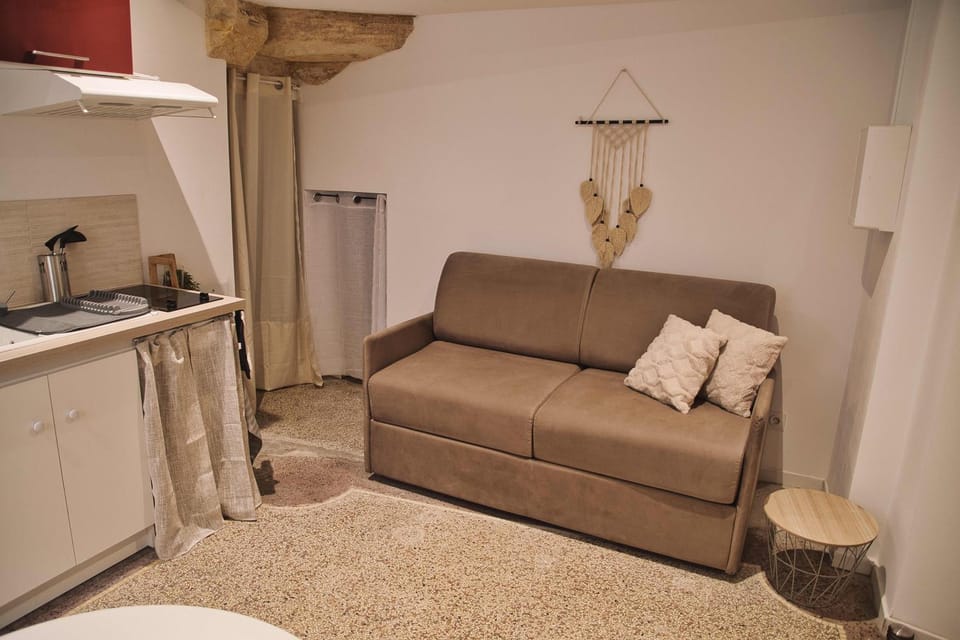 Property building, Living room
