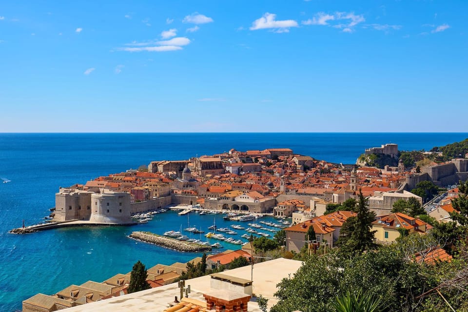 Retro Apartment With Seaview & Garage Apartment in Dubrovnik