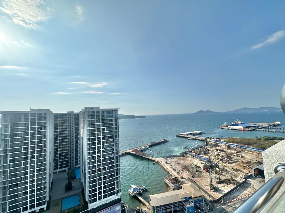M Suites Gaya Street Kota Kinabalu City Centre LW Suites Apartment in Kota Kinabalu