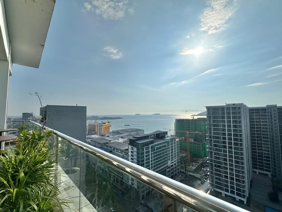 M Suites Gaya Street Kota Kinabalu City Centre LW Suites Apartment in Kota Kinabalu
