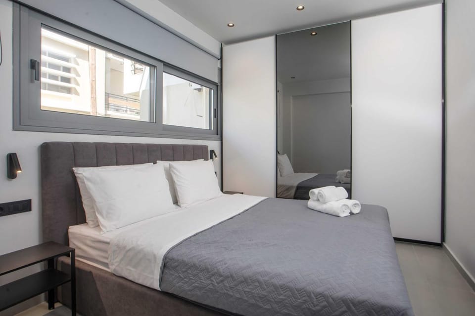 Bed, Photo of the whole room, Bedroom, towels, wardrobe