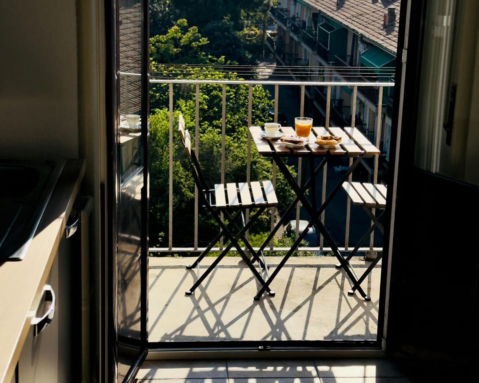 Day, View (from property/room), Balcony/Terrace, Dining area